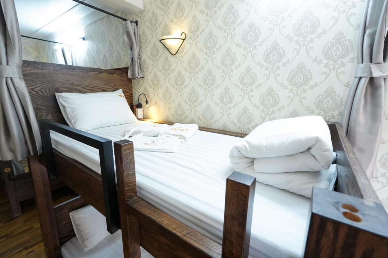 Musketeers Guest House Hanoi Dış mekan fotoğraf